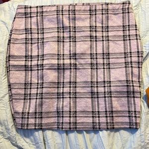 Very cute for a night out or just pictures